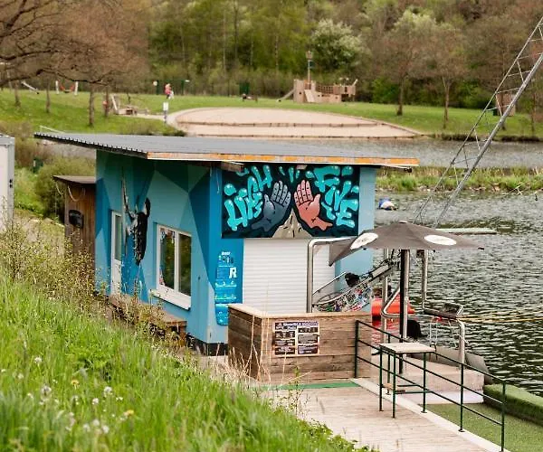 Mit Seeblick — Sport Und Erholung アパート