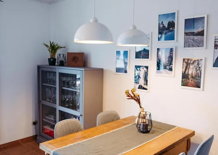 Mit Seeblick — Sport Und Erholung アパート *